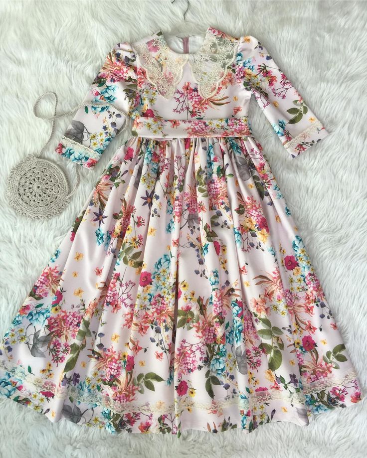 Vintage Çiçek Desenli Elbise